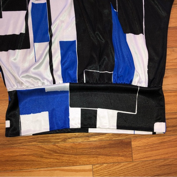 Top - Picture 2 of 4